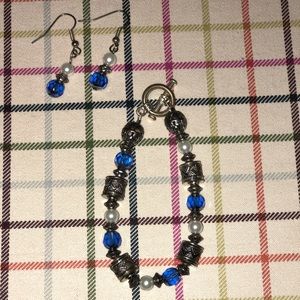 Beautiful Beaded Bracelet and Earrings